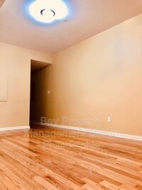 2324 N Park Ave photo'