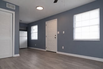 4450 Dixie Hwy in Louisville, KY - Building Photo - Building Photo