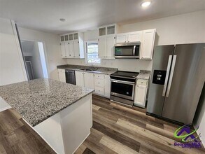 121 Highland Dr in Warner Robins, GA - Building Photo - Building Photo