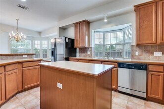 1029 Delaware Dr in Carrollton, TX - Building Photo - Building Photo