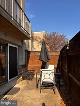 2 Canterbury Square in Alexandria, VA - Building Photo - Building Photo