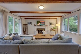 30 Hartley Rd in Summit, NJ - Building Photo - Building Photo