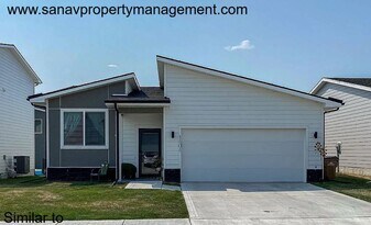 1404 NE Polk Dr in Grimes, IA - Building Photo