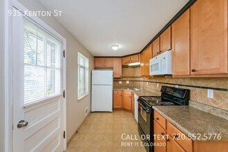 935 Kenton St in Aurora, CO - Building Photo - Building Photo