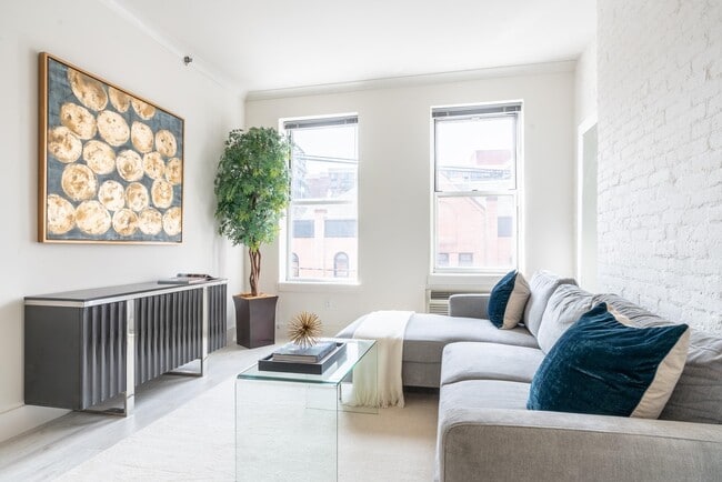 512 Observer Hwy in Hoboken, NJ - Building Photo - Building Photo