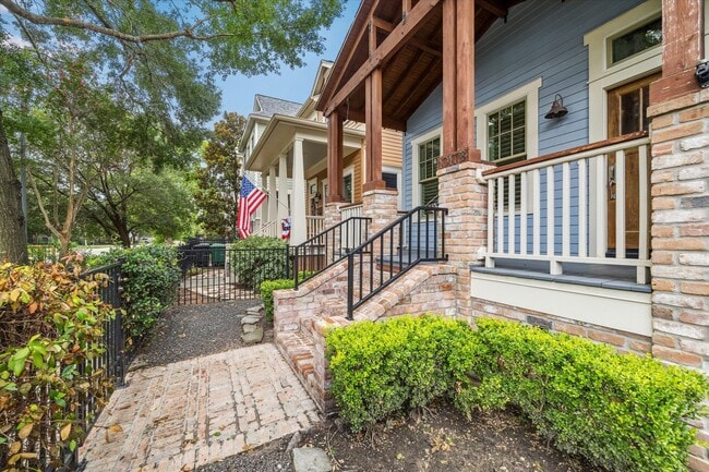 1017 Waverly St in Houston, TX - Building Photo - Building Photo