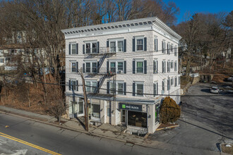 33-41 W Main St in Mt Kisco, NY - Foto de edificio - Building Photo