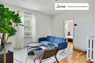 Private bedroom in 4 bed/1 bath Home in Boston, MA - Building Photo - Building Photo