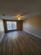 3942 Versailles Dr in Orlando, FL - Building Photo - Building Photo