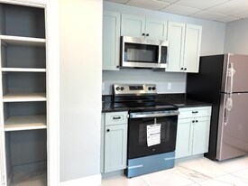 126 Division St in North Attleborough, MA - Building Photo