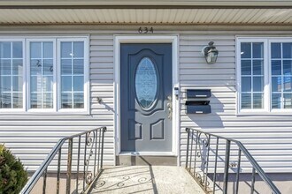 634 Self Master Pkwy in Union, NJ - Building Photo - Building Photo