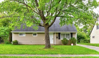 2368 Marcia Dr in Columbus, OH - Building Photo