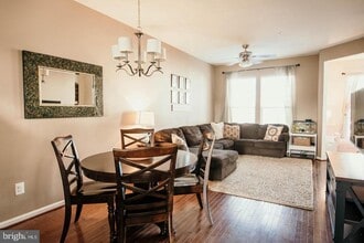 7454 Riding Meadow Way in Manassas, VA - Building Photo - Building Photo