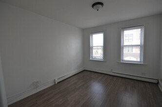 169-171-171 Avenue F in Bayonne, NJ - Building Photo - Building Photo