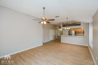 2963 Bessent Rd in Jacksonville, FL - Foto de edificio - Building Photo