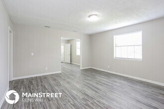 6245 Green Pine Ln in Jacksonville, FL - Foto de edificio - Building Photo