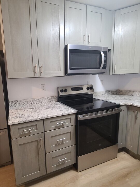207 Bland St in Richmond, VA - Building Photo