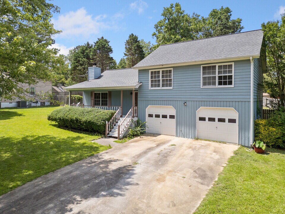 58 6th Ave in Dallas, GA - Building Photo