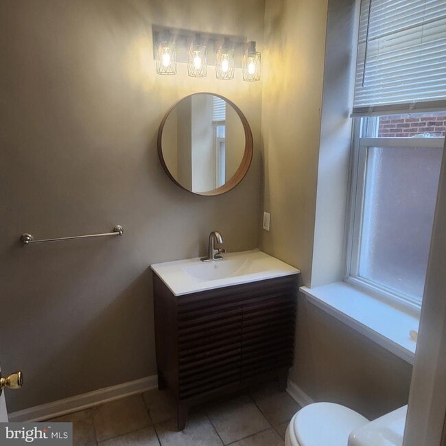 3901 Ridge Ave in Philadelphia, PA - Building Photo - Building Photo