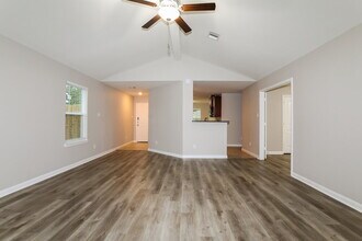 27049 Leonardo Dr in Magnolia, TX - Building Photo - Building Photo