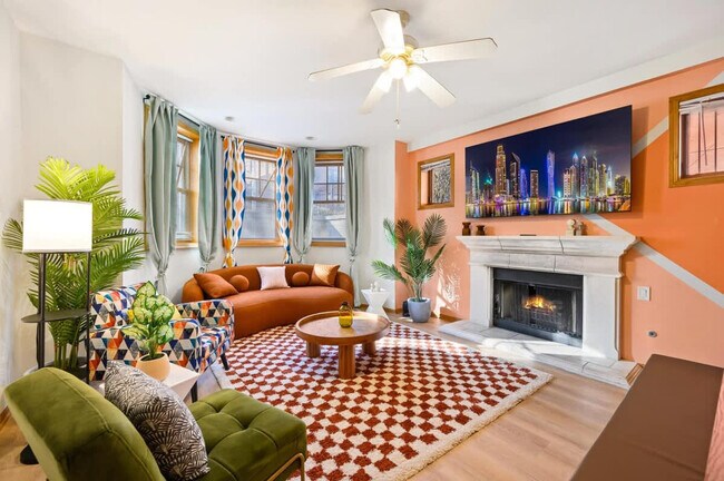 property at 2032 W Pierce Ave