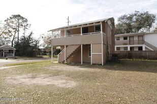 1243 W 25th St in Jacksonville, FL - Building Photo