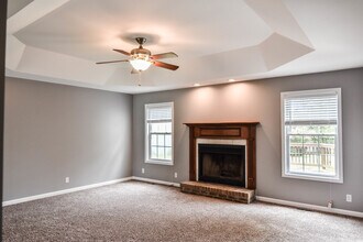 2434 Shoveler Way in Clarksville, TN - Building Photo - Building Photo