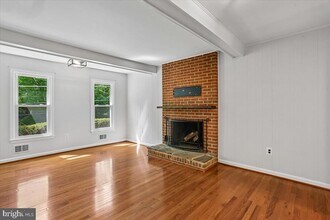 9707 Stoneybrook Dr in Kensington, MD - Building Photo - Building Photo
