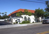 Casa Bonita in Spring Valley, CA - Building Photo - Building Photo