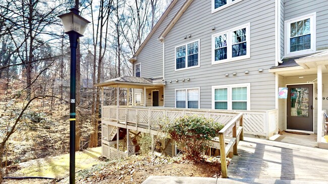 6039 Gray Gate Ln in Charlotte, NC - Building Photo - Building Photo