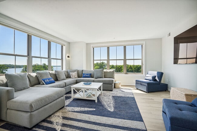property at 485 Harbor Side St