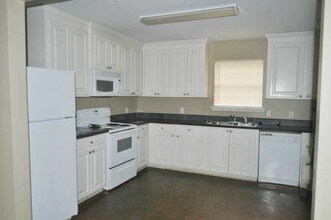 612 S George St, Unit 3rd f in Petal, MS - Building Photo - Building Photo