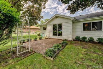 1853 Burlewood Dr in St. Louis, MO - Building Photo - Building Photo