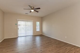 405 East Placita Nodo in Sahuarita, AZ - Building Photo - Building Photo