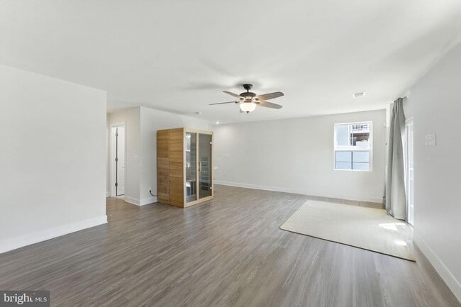 property at 8773 Elsing Green Dr