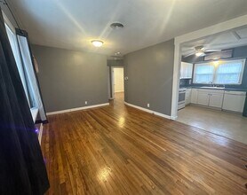 2240 SW Jewell Ave in Topeka, KS - Building Photo - Building Photo