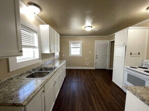 1409 S 17th St in Chickasha, OK - Building Photo - Building Photo