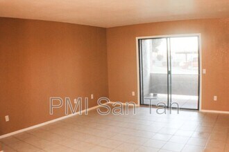 2146 W Isabella Ave in Mesa, AZ - Building Photo - Building Photo