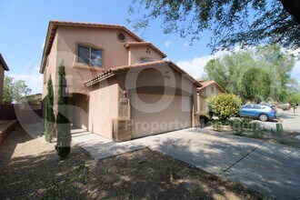 7531 E Majestic Palm Ln in Tucson, AZ - Building Photo - Building Photo