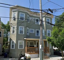 332 Beacon St, Unit 2 in Somerville, MA - Building Photo
