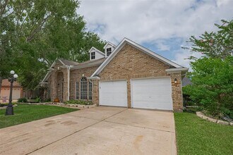 4502 Twin Elm Dr in Fresno, TX - Building Photo - Building Photo