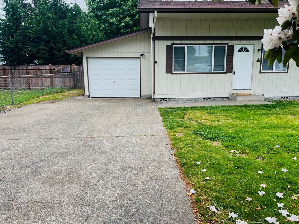 6608 Stanton Ct SW in Tumwater, WA - Building Photo