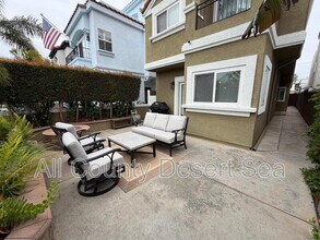 621 8th St in Huntington Beach, CA - Building Photo - Building Photo