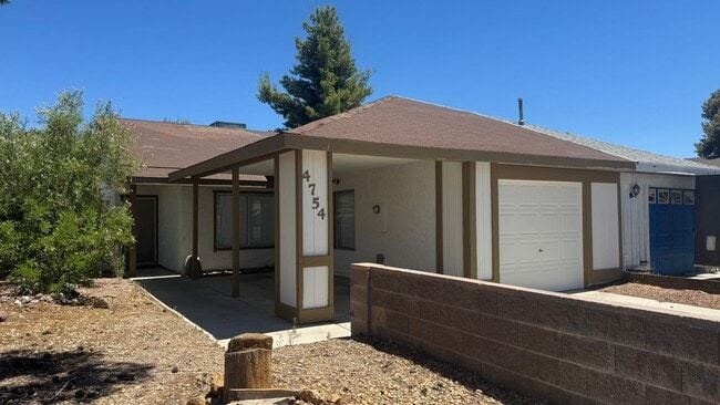 property at 4754 Willow Crest Ave