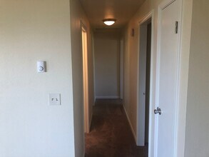 1148 S Nimitz Dr in Coupeville, WA - Building Photo - Building Photo