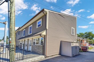 1 E Main St in Washingtonville, NY - Building Photo - Building Photo