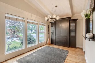 9529 Keystone Ave in Skokie, IL - Building Photo - Building Photo