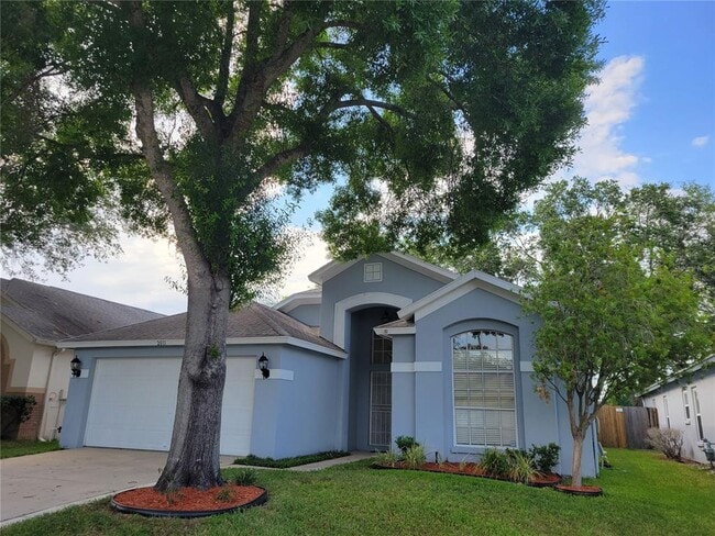 property at 2011 Cattleman Dr