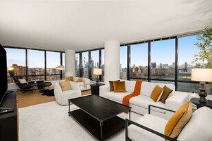 525 E 72nd St in New York, NY - Building Photo