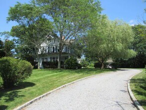 185 Davids Ln in Water Mill, NY - Building Photo - Building Photo